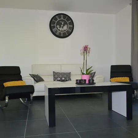 Chic Vanilla Home, Maison Moderne Entre Annecy Et Geneve Cruseilles Buitenkant foto