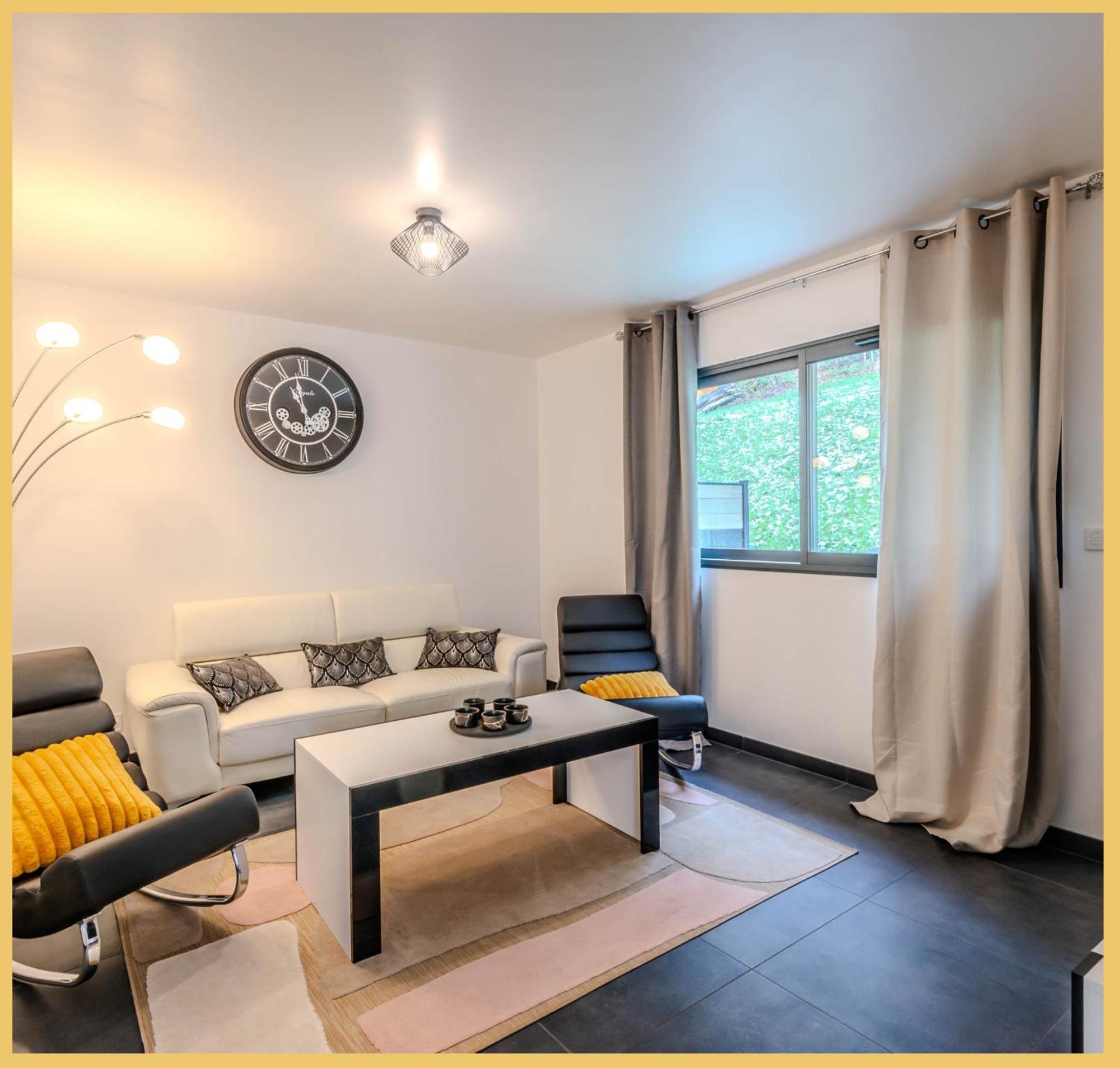 Hébergement de vacances Chic Vanilla Home, Maison Moderne Entre Annecy Et Geneve *